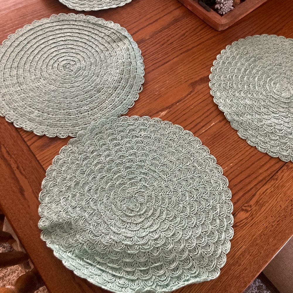 Set of 4 place mats